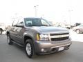 Greystone Metallic - Suburban LT 4x4 Photo No. 11