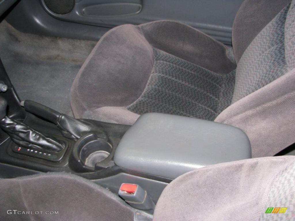 2001 Grand Am SE Coupe - Bright Red / Dark Pewter photo #29