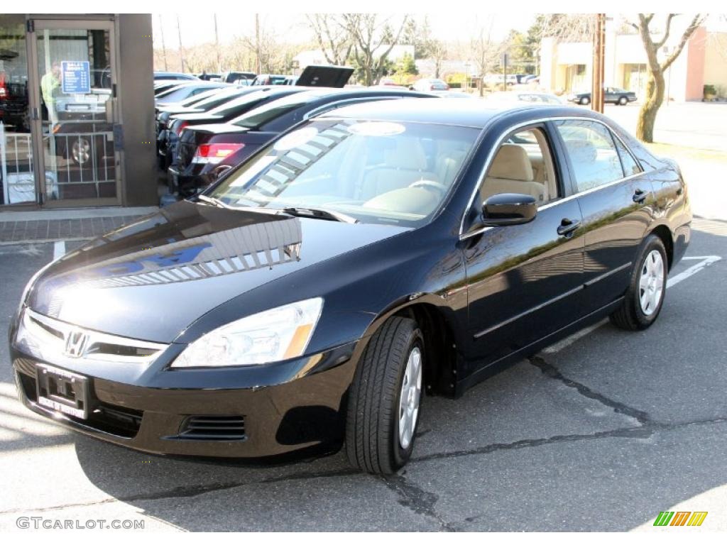 2007 Accord LX Sedan - Nighthawk Black Pearl / Ivory photo #2