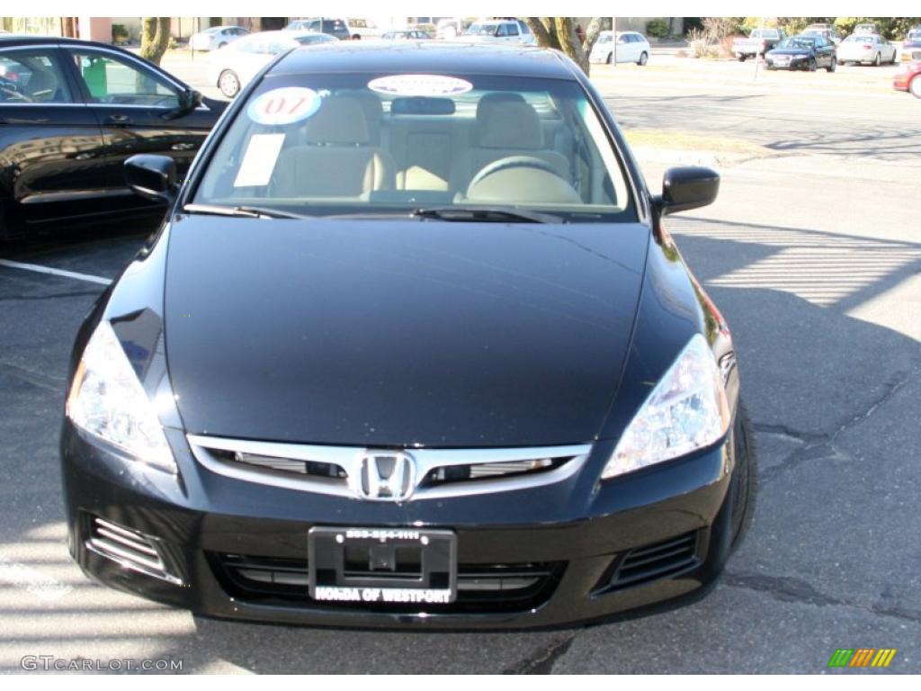 2007 Accord LX Sedan - Nighthawk Black Pearl / Ivory photo #3