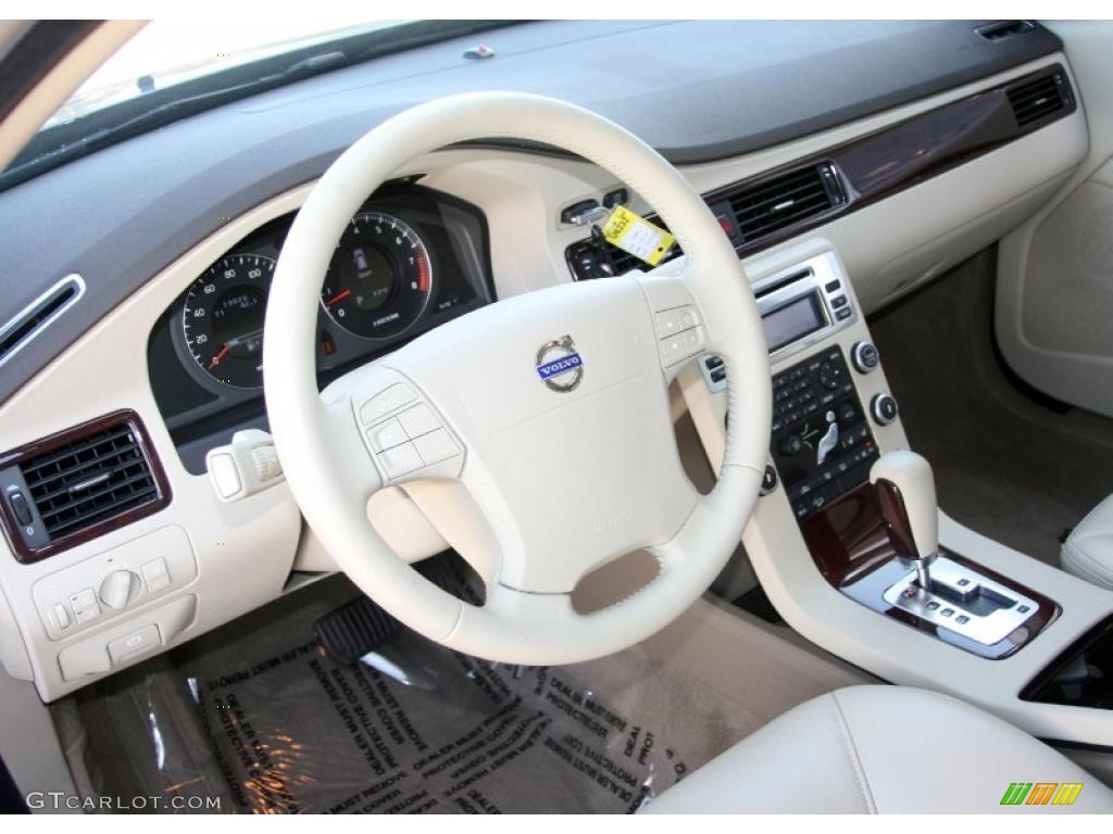 2008 XC70 AWD - Barents Blue Metallic / Sandstone Beige photo #12