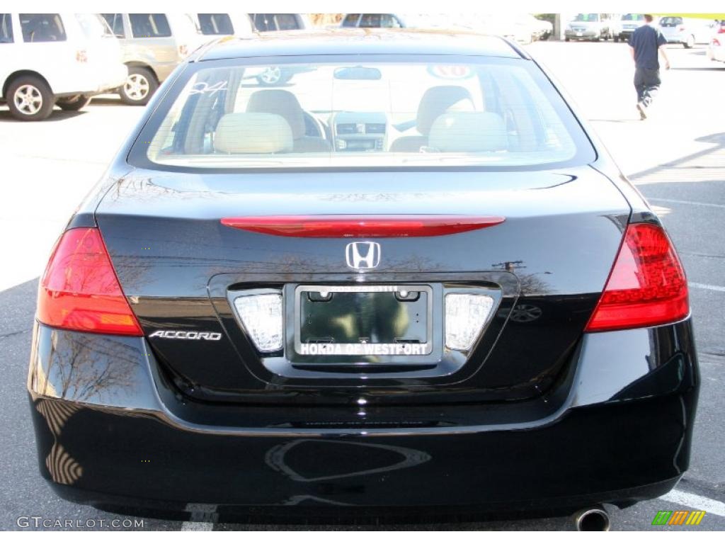 2007 Accord LX Sedan - Nighthawk Black Pearl / Ivory photo #7