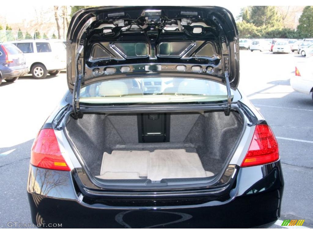 2007 Accord LX Sedan - Nighthawk Black Pearl / Ivory photo #8