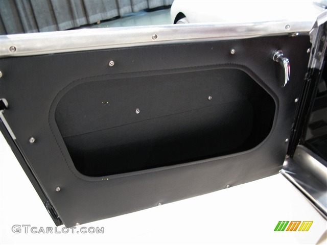 1957 Austin-Healey 100-6 Convertible Red Door Panel Photo #273367