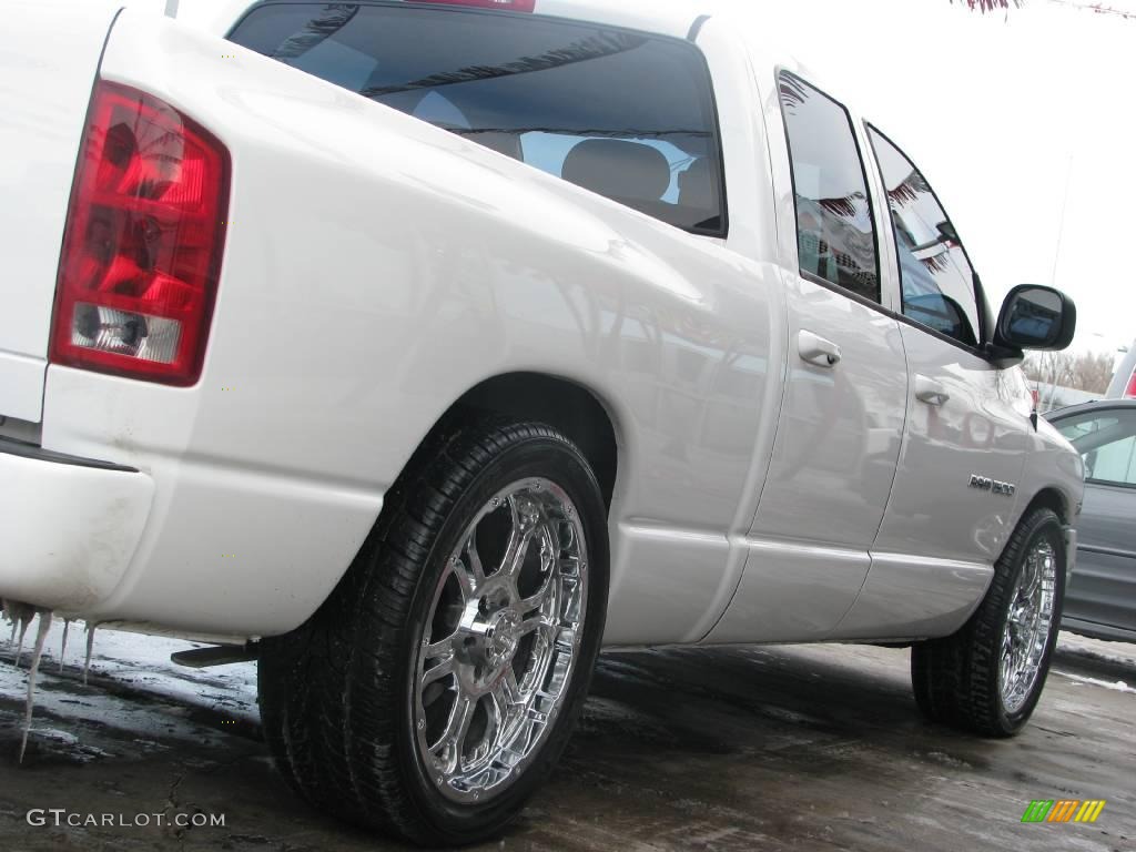 2005 Ram 1500 SLT Quad Cab - Bright White / Dark Slate Gray photo #7