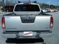 2008 Radiant Silver Nissan Frontier LE Crew Cab  photo #4