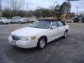 2001 Vibrant White Lincoln Town Car Executive  photo #1