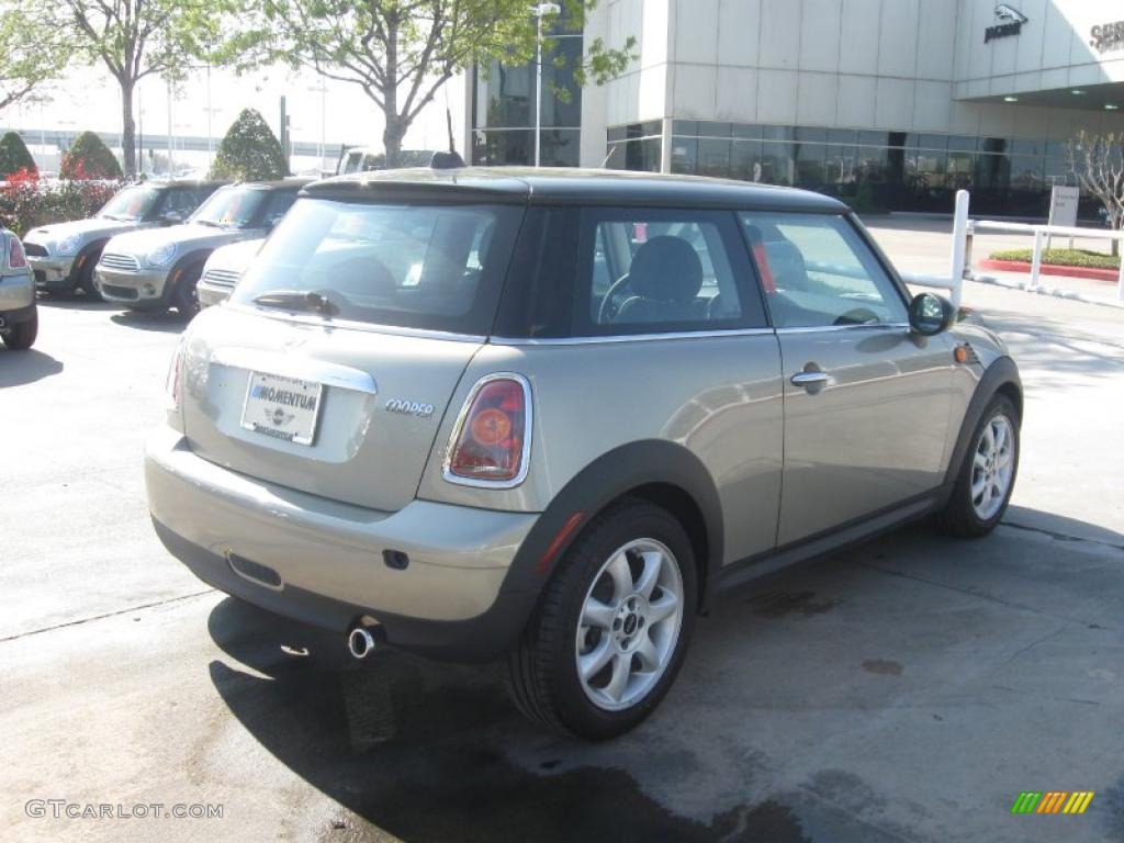 2009 Cooper Hardtop - Sparkling Silver Metallic / Punch Carbon Black Leather photo #7