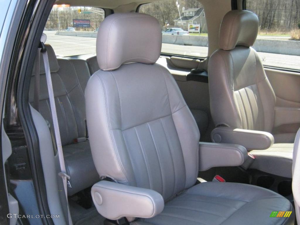 2003 Venture LT - Black / Medium Gray photo #9