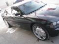 Brilliant Black Crystal Pearl - Charger  Photo No. 11