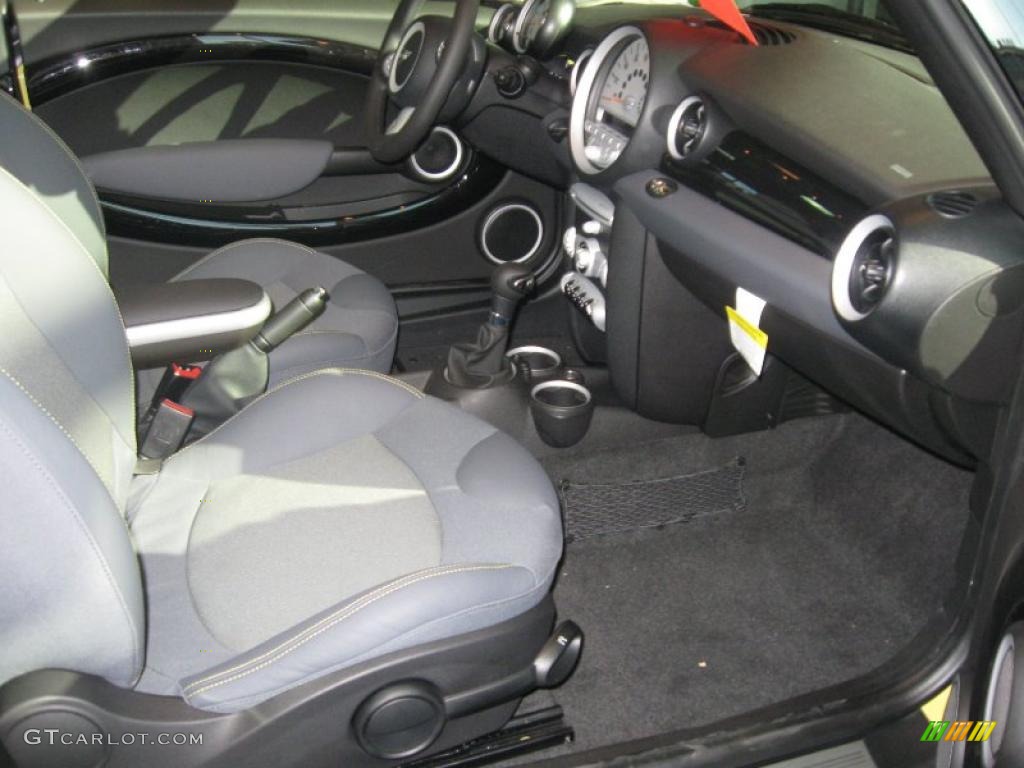 2009 Cooper Convertible - Interchange Yellow / Black/Yellow photo #17