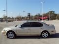 2000 Sunlit Sand Metallic Nissan Maxima SE  photo #2