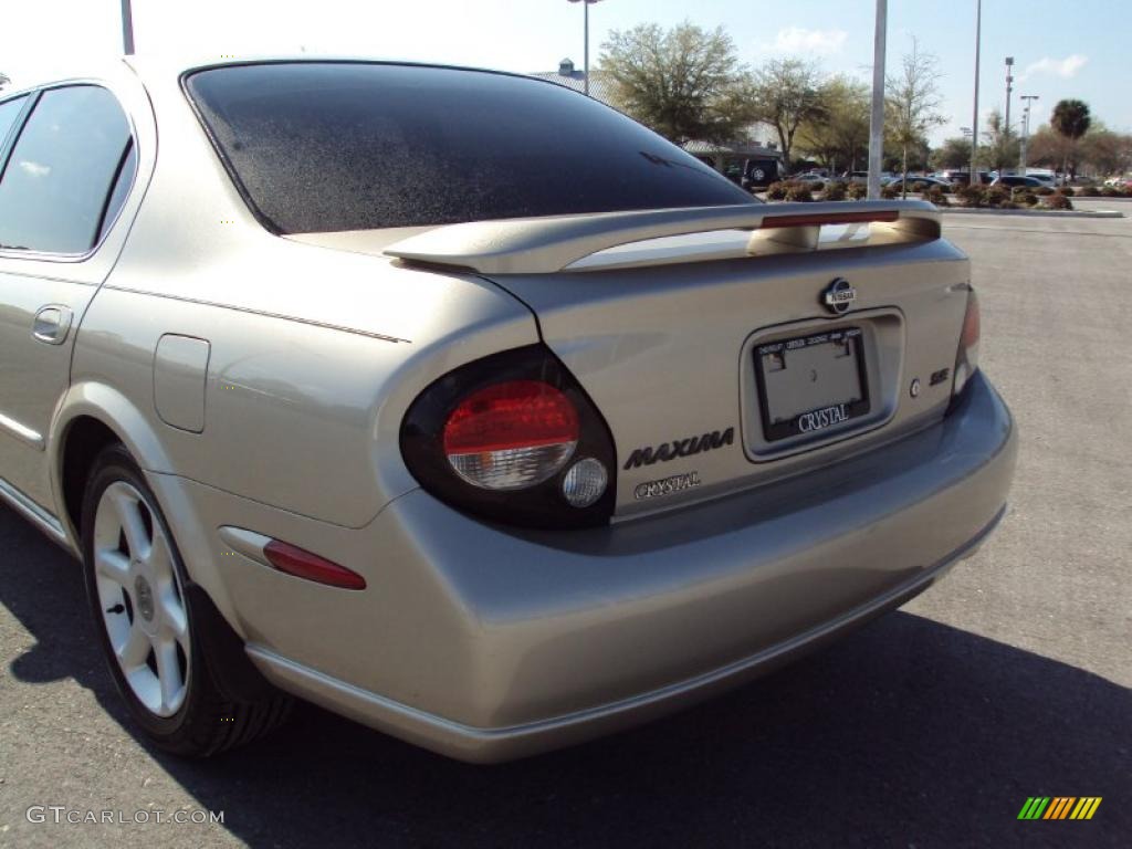 2000 Maxima SE - Sunlit Sand Metallic / Blond photo #7