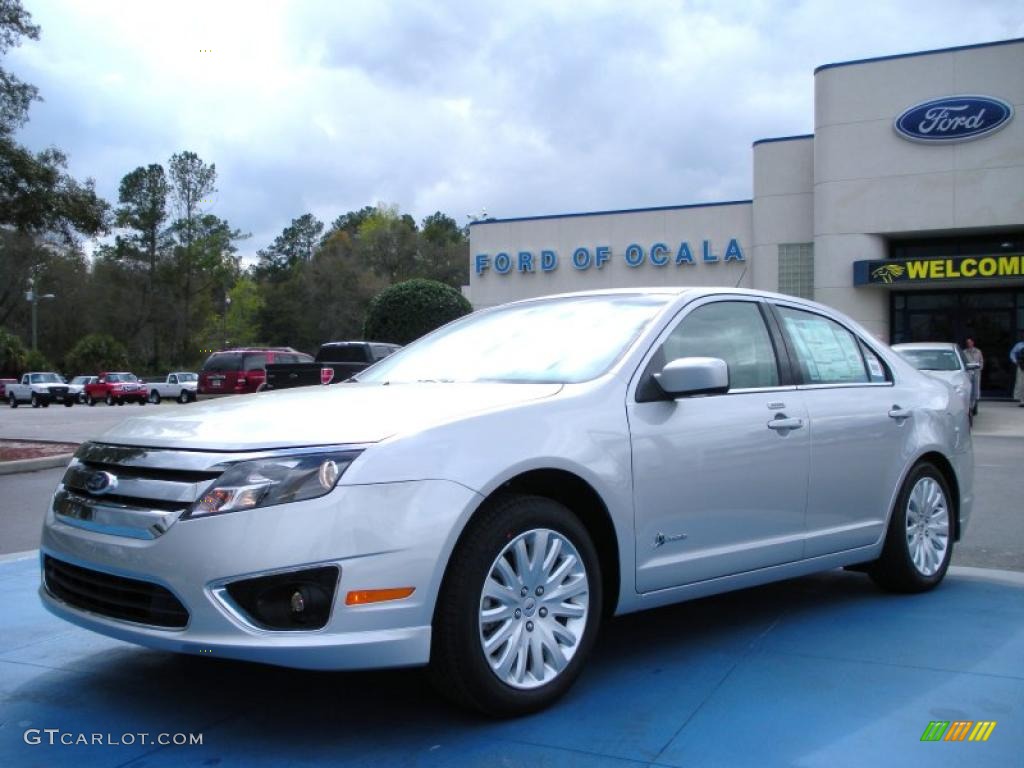 2010 Fusion Hybrid - Brilliant Silver Metallic / Medium Light Stone photo #1