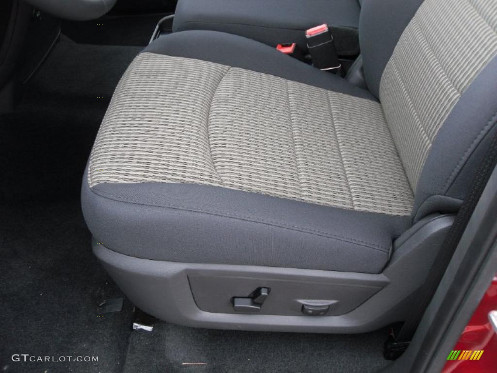 2010 Ram 1500 Big Horn Crew Cab 4x4 - Inferno Red Crystal Pearl / Dark Slate/Medium Graystone photo #9
