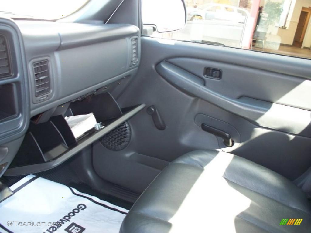 2005 Silverado 1500 Regular Cab - Summit White / Dark Charcoal photo #10