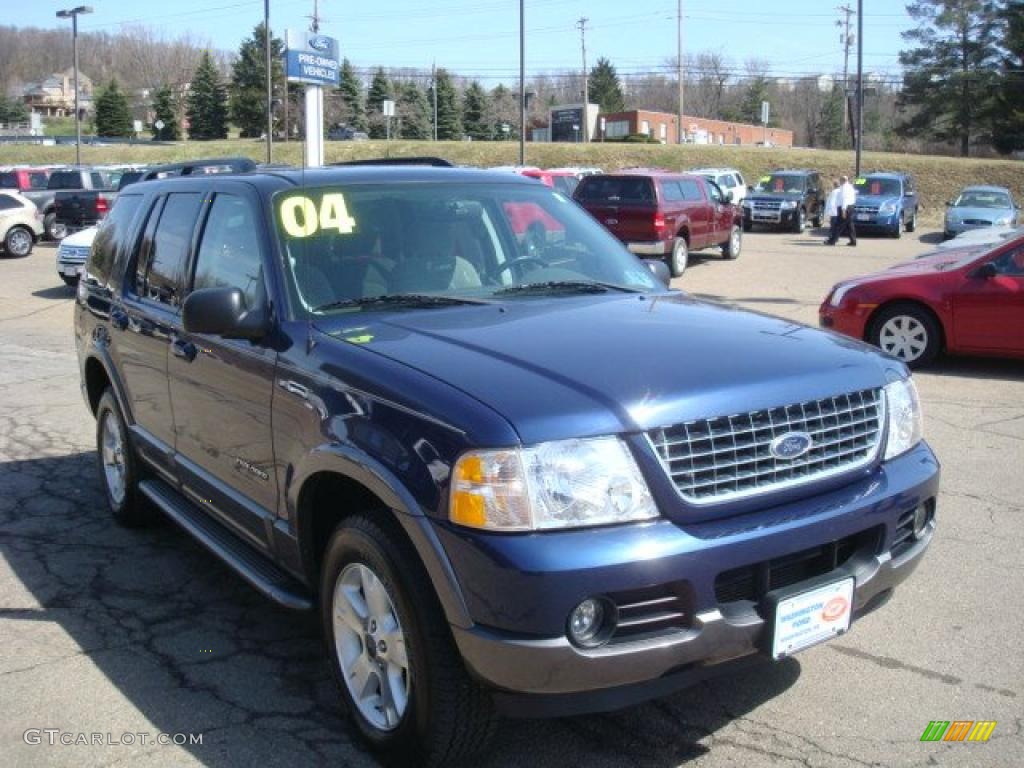 2004 Explorer XLT 4x4 - Medium Wedgewood Blue Metallic / Graphite photo #6