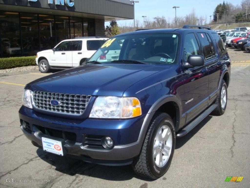 2004 Explorer XLT 4x4 - Medium Wedgewood Blue Metallic / Graphite photo #11