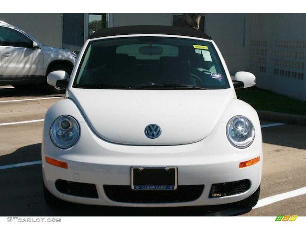 2010 New Beetle 2.5 Convertible - Candy White / Black photo #2