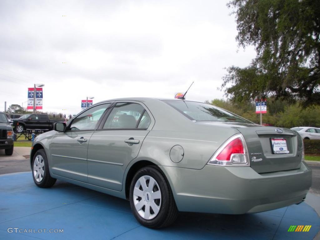 2008 Fusion S - Moss Green Metallic / Medium Light Stone photo #3