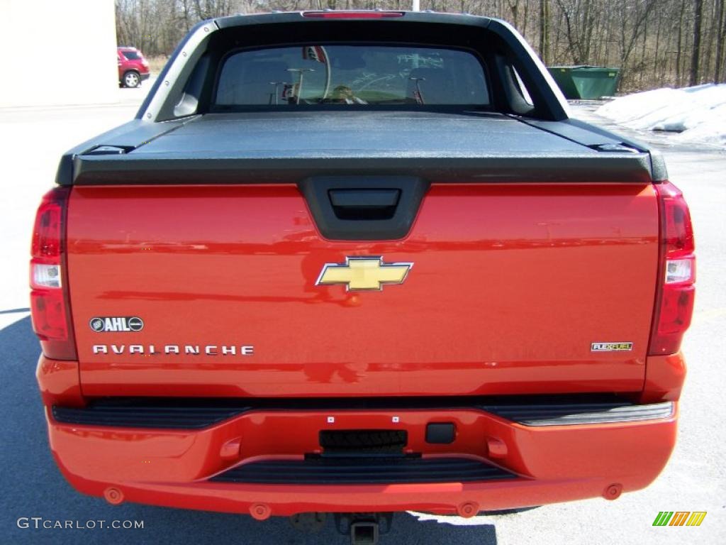 2009 Avalanche LT 4x4 - Inferno Orange Metallic / Ebony photo #7