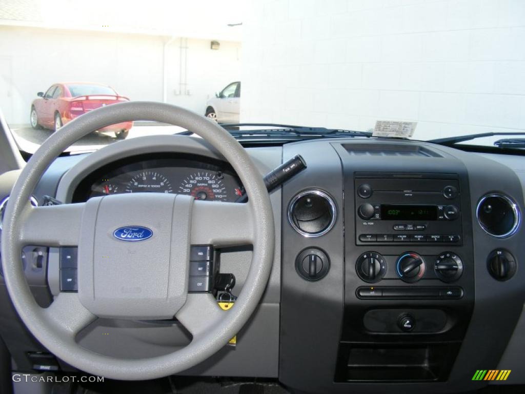 2007 F150 XLT SuperCab 4x4 - Forest Green Metallic / Medium Flint photo #11