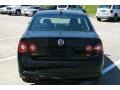 Black - Jetta SE Sedan Photo No. 14