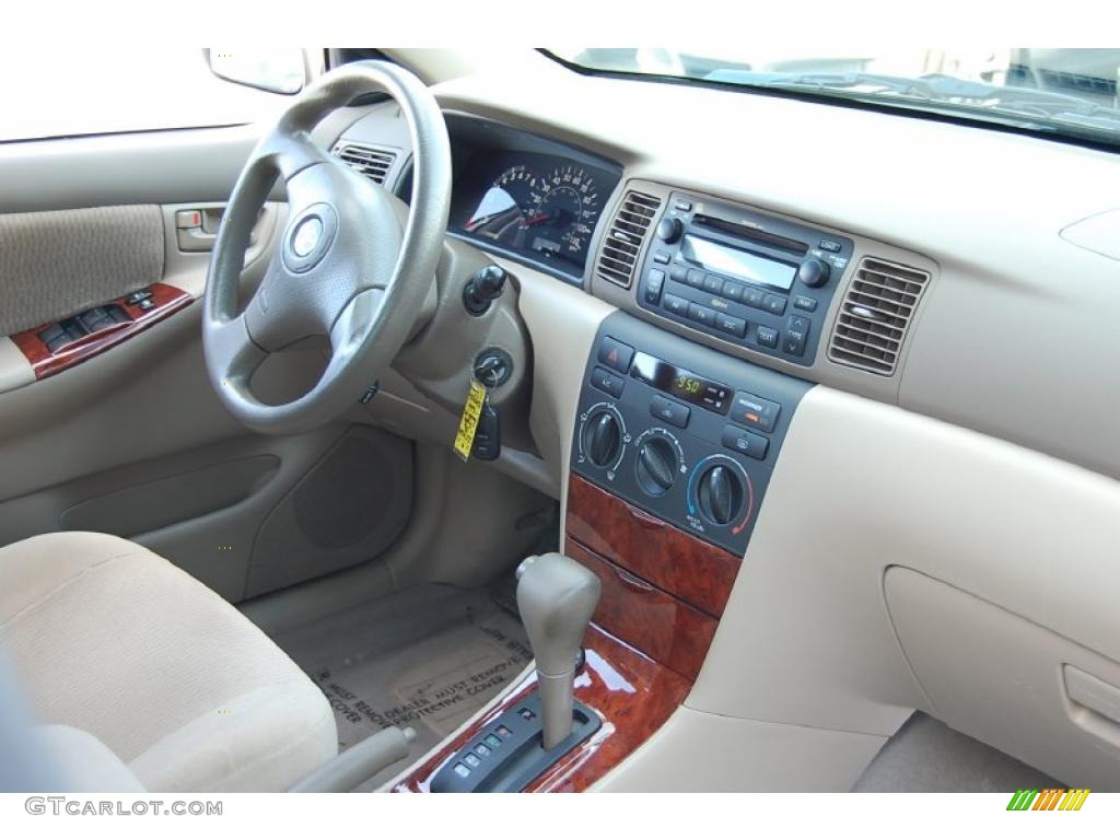 2006 Corolla LE - Desert Sand Mica / Beige photo #10