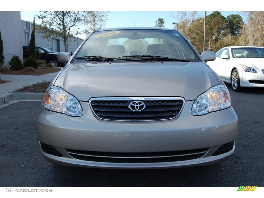 2006 Corolla LE - Desert Sand Mica / Beige photo #13