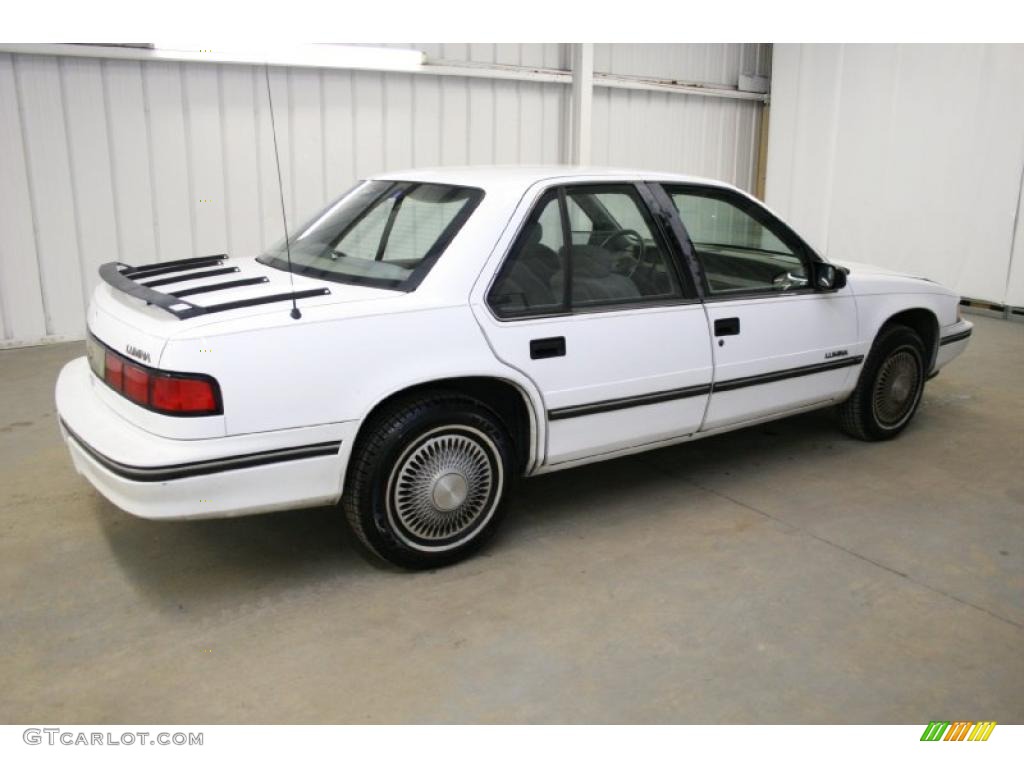 1993 Lumina Sedan - Bright White / Gray photo #5