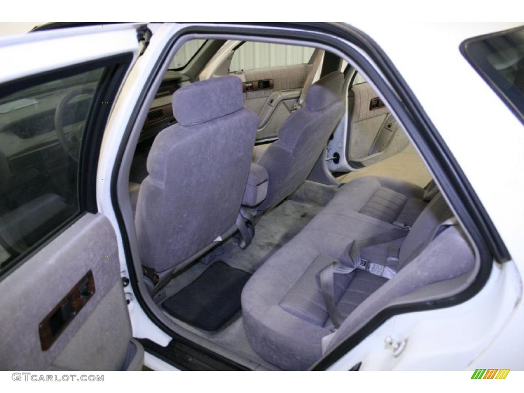 1993 Lumina Sedan - Bright White / Gray photo #13