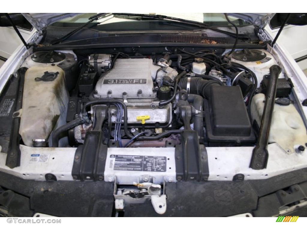 1993 Lumina Sedan - Bright White / Gray photo #43