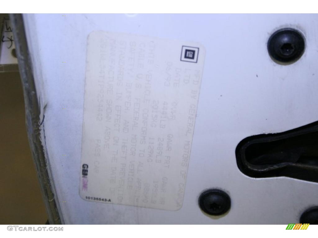 1993 Lumina Sedan - Bright White / Gray photo #47