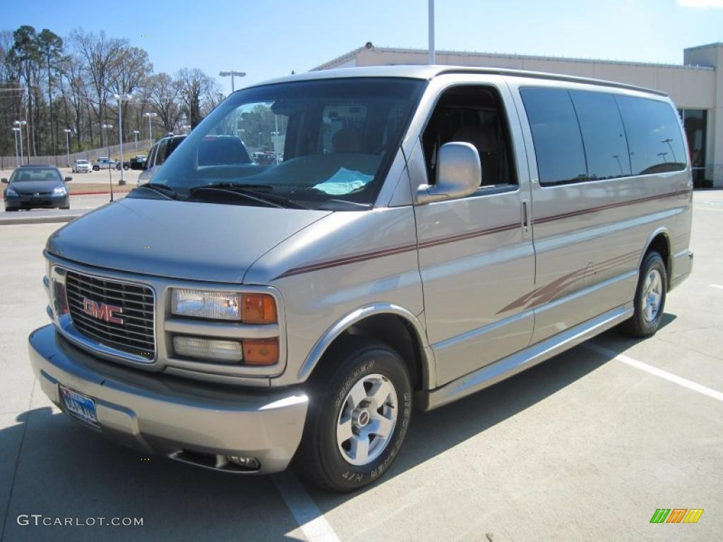 2001 Savana Van 1500 SLE Passenger - Pewter Metallic / Pewter photo #1