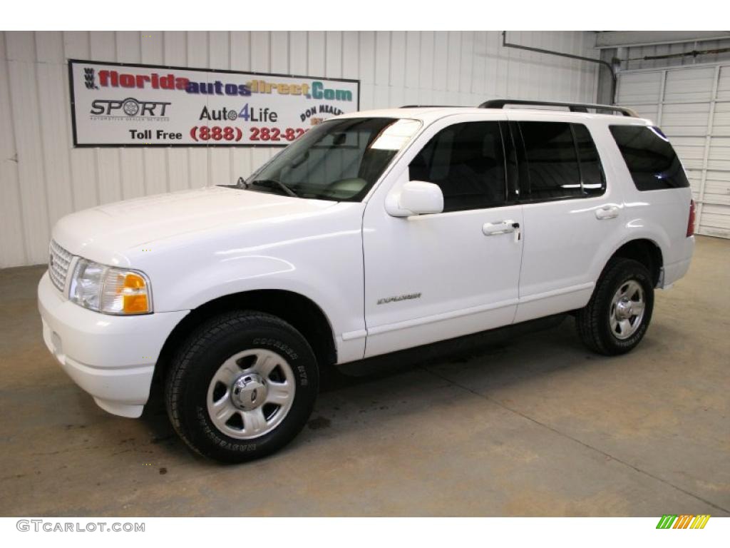 2002 Explorer XLS 4x4 - Oxford White / Graphite photo #4