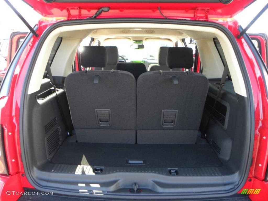 2010 Explorer XLT Sport - Torch Red / Black photo #10