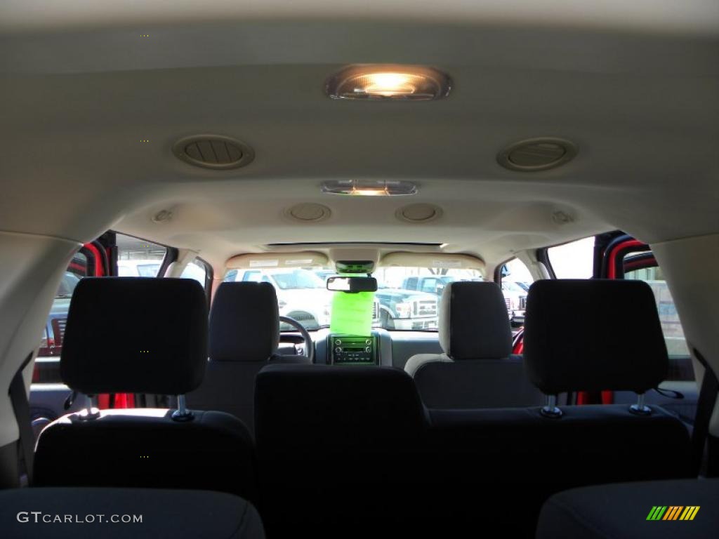 2010 Explorer XLT Sport - Torch Red / Black photo #11