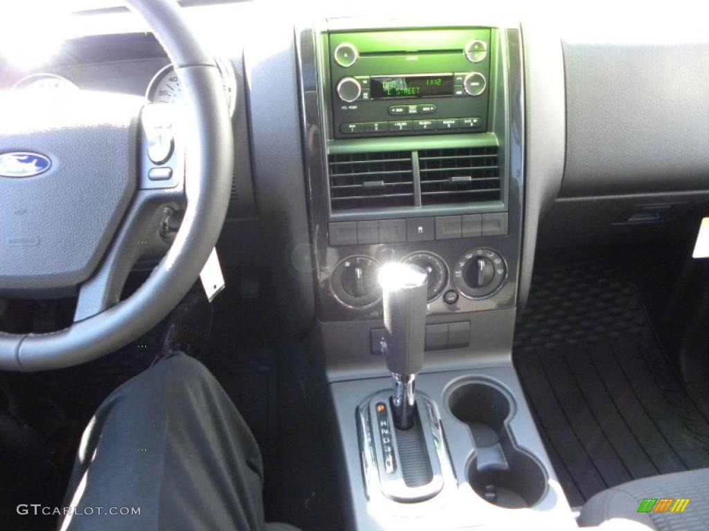 2010 Explorer XLT Sport - Torch Red / Black photo #25