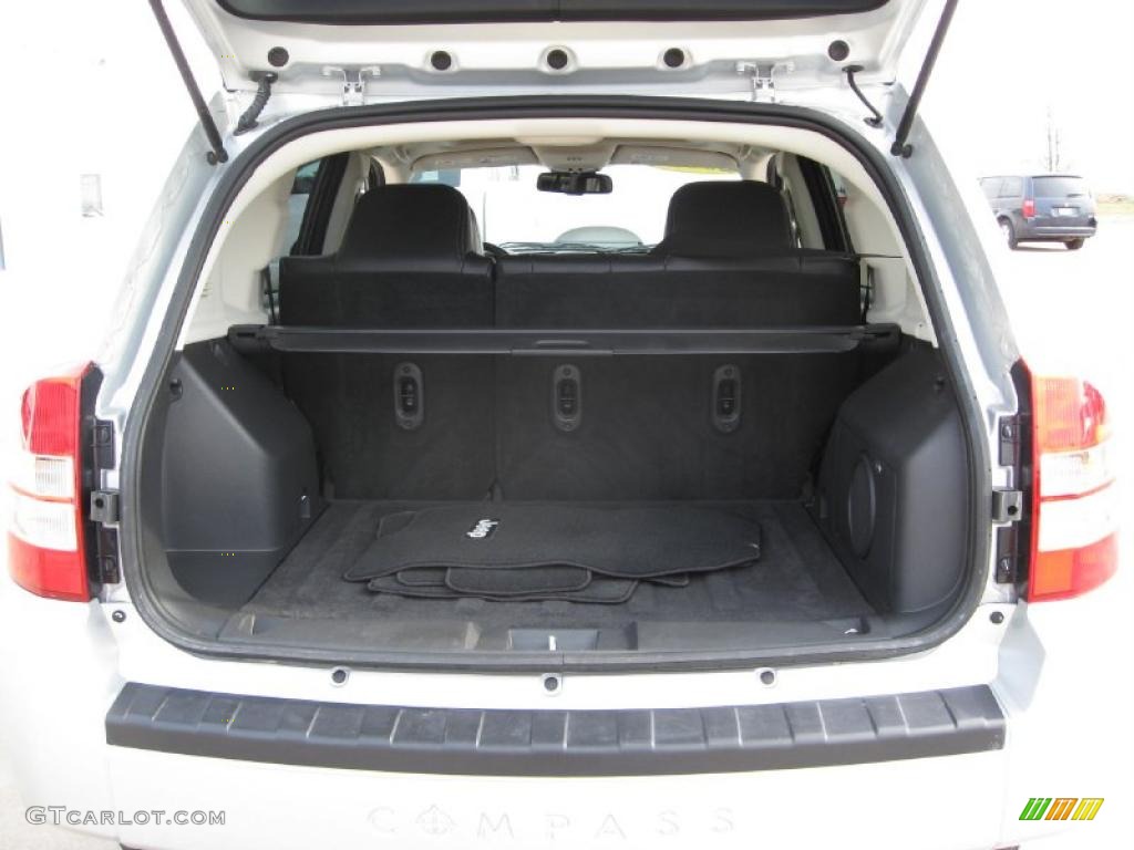 2009 Jeep Compass Limited 4x4 Trunk Photos