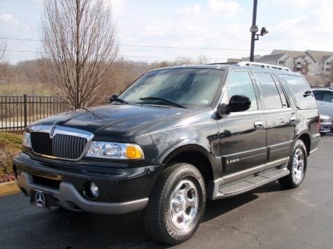 2002 Lincoln Navigator Luxury 4x4 Data, Info and Specs