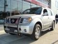 2007 Silver Lightning Nissan Pathfinder LE 4x4  photo #3