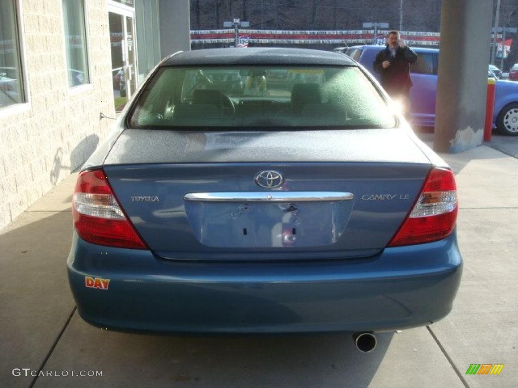 2002 Camry LE - Catalina Blue Metallic / Taupe photo #3