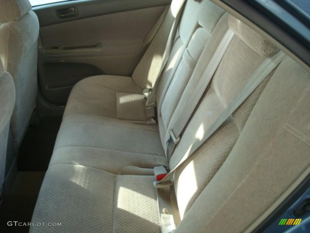 2002 Camry LE - Catalina Blue Metallic / Taupe photo #9