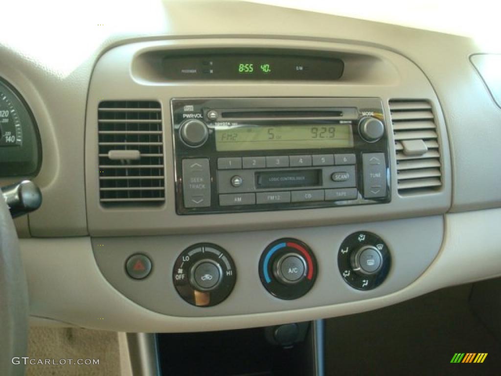 2002 Camry LE - Catalina Blue Metallic / Taupe photo #13
