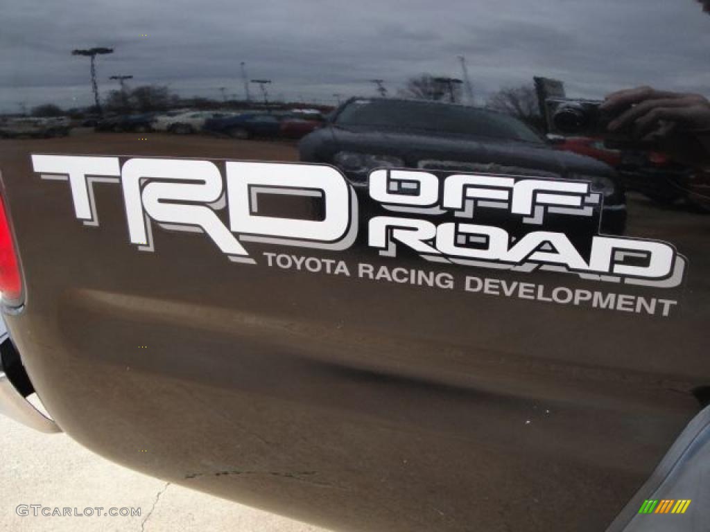 2004 Tacoma V6 TRD Double Cab 4x4 - Black Sand Pearl / Charcoal photo #11