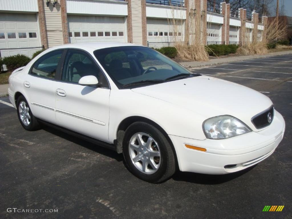 2002 Sable GS Sedan - Vibrant White / Medium Graphite photo #8