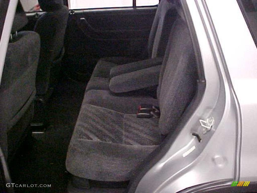 2001 CR-V LX 4WD - Satin Silver Metallic / Dark Gray photo #16