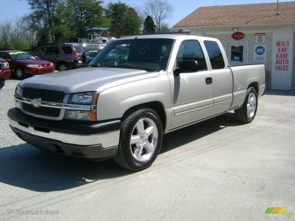 2005 Silverado 1500 LS Extended Cab - Silver Birch Metallic / Dark Charcoal photo #3