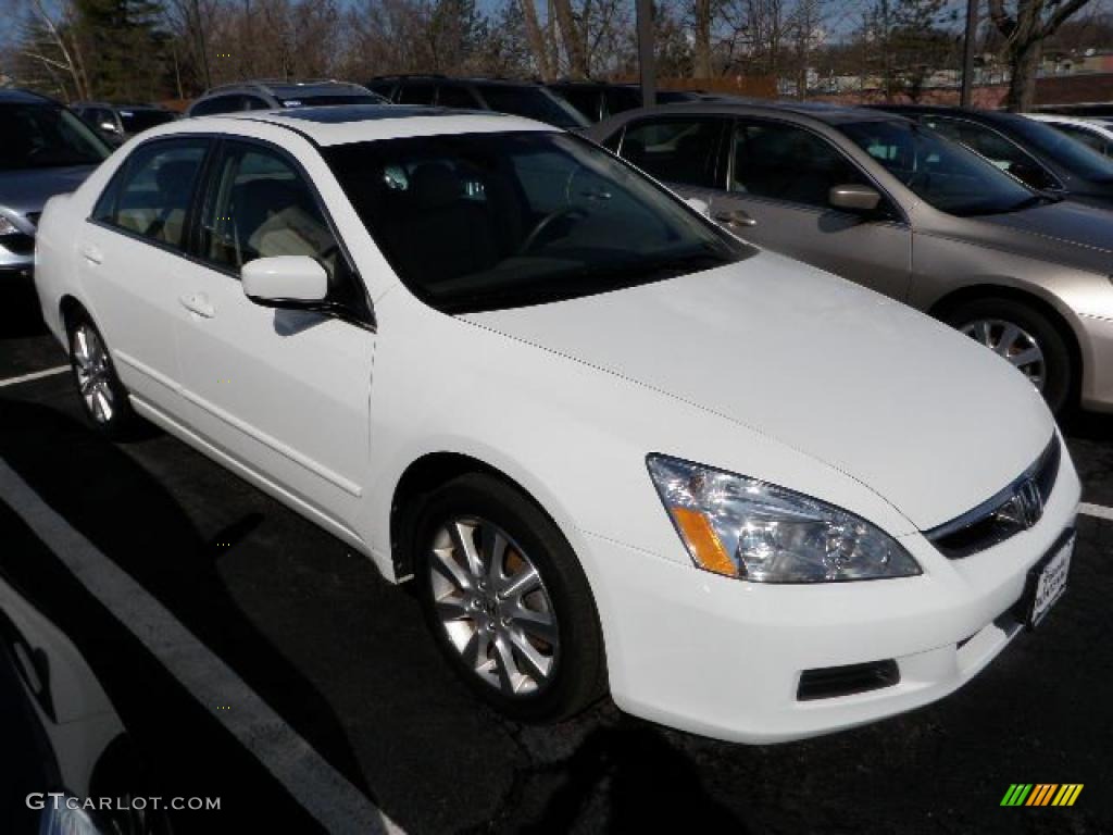 2007 Accord EX-L V6 Sedan - Taffeta White / Ivory photo #1