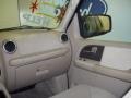 2003 Arizona Beige Metallic Ford Expedition XLT 4x4  photo #11